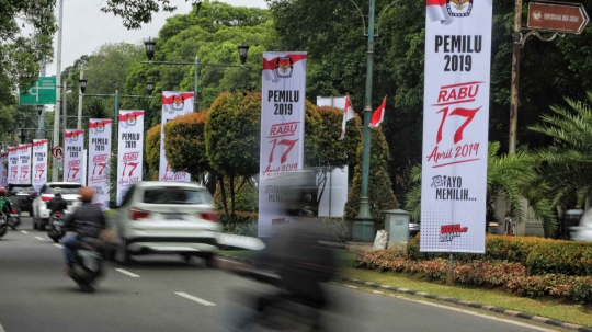 Sosialisasi Pemilu 2019, Spanduk Ayo Memilih Hiasi Jalan Imam Bonjol