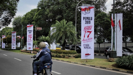 Sosialisasi Pemilu 2019, Spanduk Ayo Memilih Hiasi Jalan Imam Bonjol