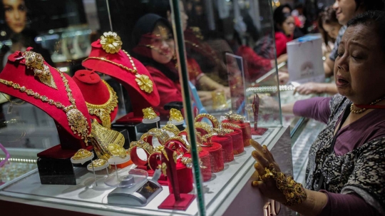 Melihat Kemilau Emas dan Berlian di Jakarta International Jewelery Fair 2019