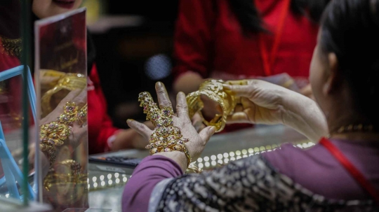 Melihat Kemilau Emas dan Berlian di Jakarta International Jewelery Fair 2019