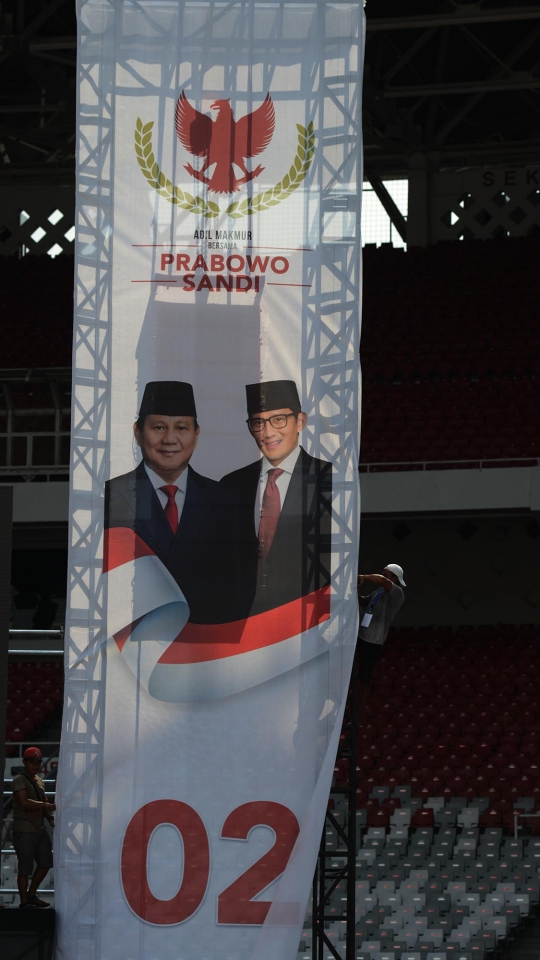 Mengintip Persiapan Kampanye Akbar Prabowo-Sandi di GBK