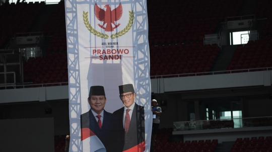 Mengintip Persiapan Kampanye Akbar Prabowo-Sandi di GBK