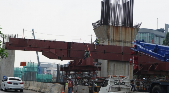 Memantau Progres 6 Ruas Tol Jakarta di Kelapa Gading