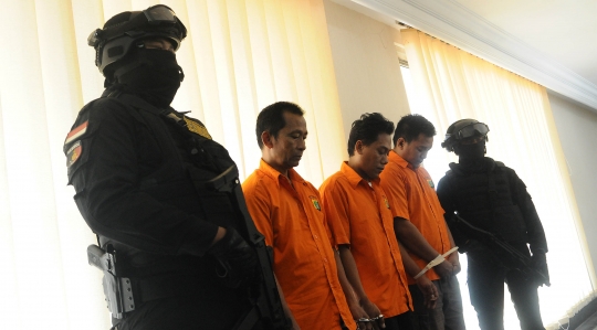 Polda Metro Jaya Bekuk Tiga Pemalsu Uang di Depok