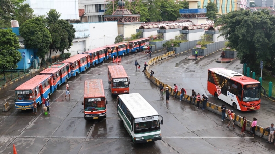 Pemprov DKI Targetkan 312 Bus Sedang Gabung Jak Lingko