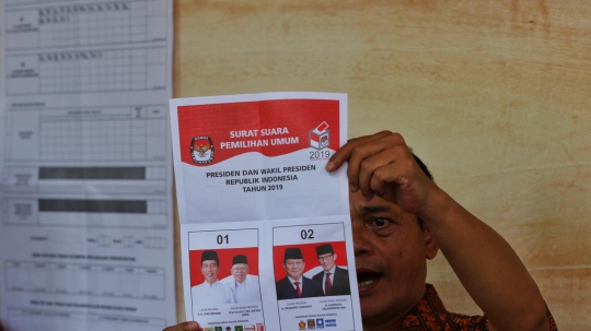 Di TPS Sandiaga, Pasangan 02 Kalah