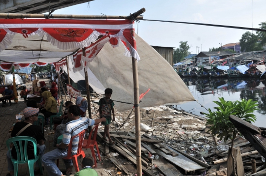 Penghitungan Suara Pemilu 2019 di Kampung Nelayan