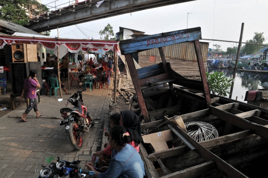 Penghitungan Suara Pemilu 2019 di Kampung Nelayan