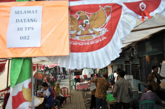 Penghitungan Suara Pemilu 2019 di Kampung Nelayan