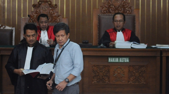 Rocky Gerung dan Tompi Jadi Saksi di Sidang Lanjutan Ratna Sarumpaet