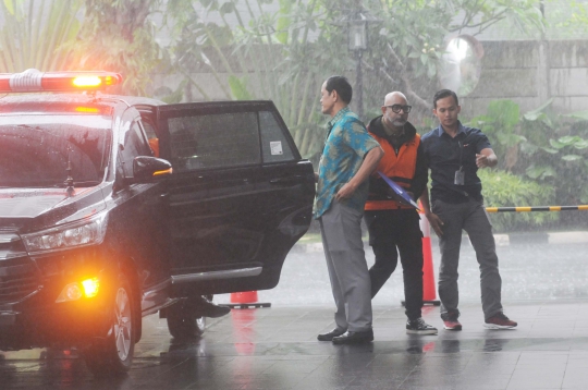 KPK Kembali Periksa 4 Tersangka Kasus Suap PT Krakatau Steel