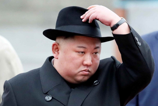 Ekspresi Kim Jong-un Saat Tiba di Rusia