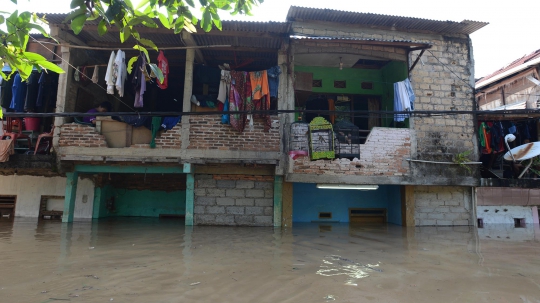 Banjir Kiriman Bogor Rendam Kampung Arus Cawang