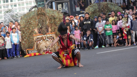 Aksi Reog Ramaikan CFD