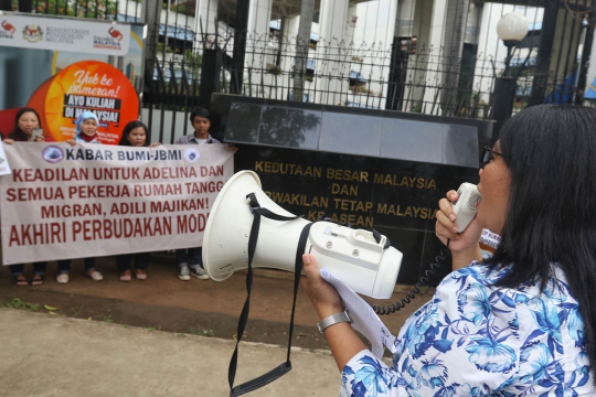 Aksi Tuntut Keadilan untuk Adelina Sau di Kedutan Malaysia