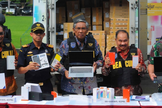 Bea Cukai Sita Barang Elektronik Ilegal Senilai Miliaran Rupiah