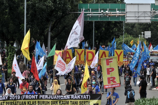 May Day, Ribuan Buruh Se-Jabodetabek Turun ke Jalan