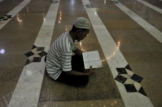 Menanti Waktu Berbuka dengan Tadarus Bersama