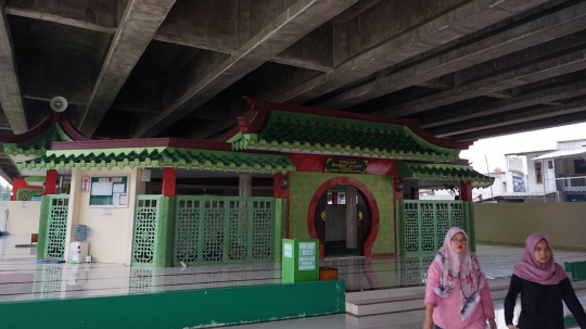 Mengintip Aktivitas Ramadan di Masjid Berarsitektur Oriental