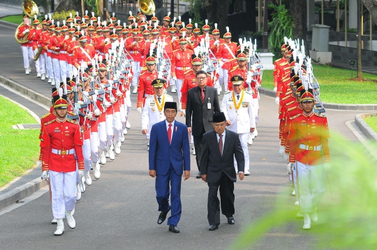 Presiden Jokowi Lantik Gubernur dan Wagub Maluku Utara