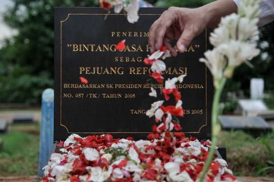 Doa dan Tabur Bunga Peringati 21 Tahun Tragedi 12 Mei 1998