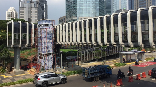 Pembangunan Lift JPO Jalan Sudirman Ditarget Rampung Akhir Mei 2019