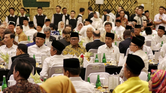 Presiden Jokowi Hadiri Buka Puasa Bersama DPD