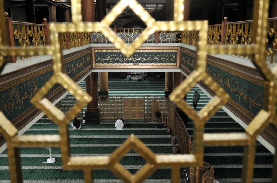 Menengok Masjid Bersejarah di Bekasi