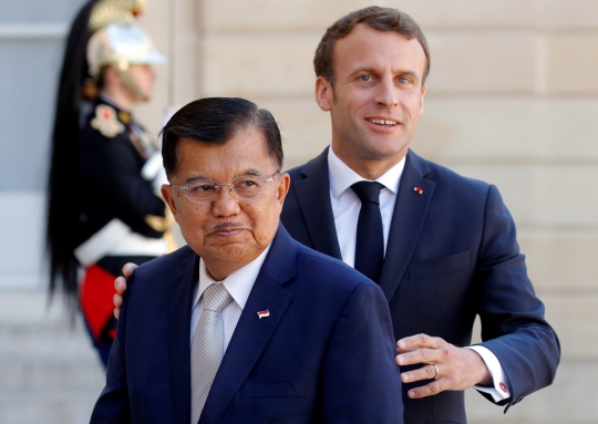 Presiden Prancis Sambut Hangat Wapres Jusuf Kalla Hadiri KTT Paris