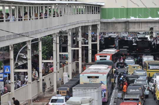 Kemacetan Pasar Tanah Abang saat Ramadan