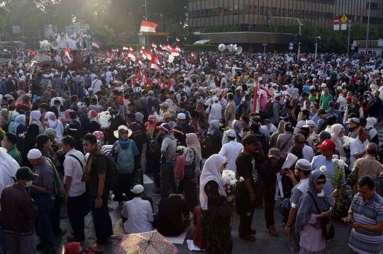 Massa Mulai Banjiri Kantor Bawaslu