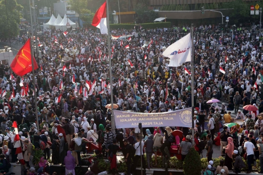 Massa Mulai Banjiri Kantor Bawaslu