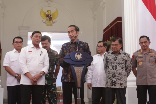 Jokowi Berikan Keterangan Terkait Aksi 22 Mei