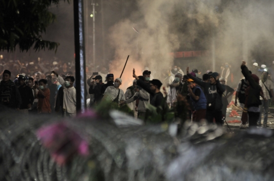 Aksi 22 Mei di Depan Gedung Bawaslu Berujung Bentrok