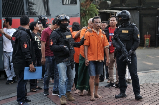 Polisi Rilis Tersangka dan Ambulans yang Dipakai Kerusuhan 22 Mei