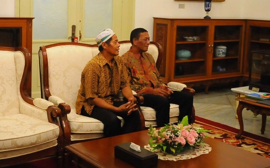 Jokowi Temui Pedagang yang Jadi Korban Penjarahan