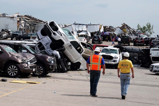 Begini Nasib Mobil-Mobil di Diler AS yang Tersapu Tornado