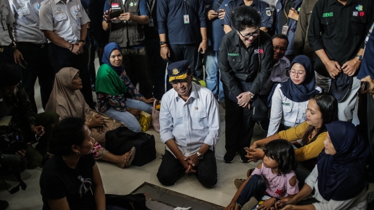 Menhub dan Menkes Tinjau Kesiapan Mudik 2019 di Stasiun Gambir