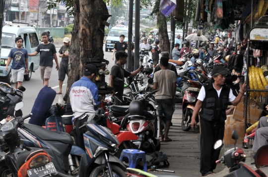 Jelang Lebaran, Bengkel Motor Kebanjiran Pelanggan