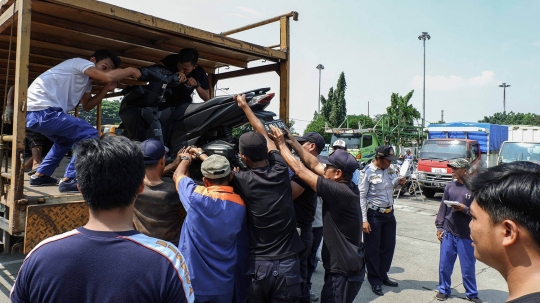 Mudik Gratis, Pemprov DKI Sediakan Layanan Angkut Motor Bagi Pemudik