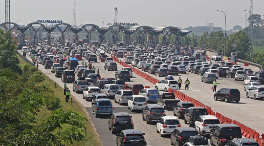 H-4 Lebaran, Gerbang Tol Palimanan Mulai Padat