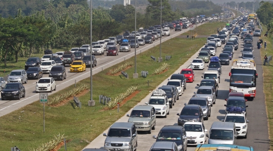 H-4 Lebaran, Gerbang Tol Palimanan Mulai Padat