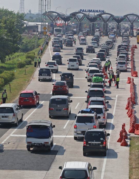 H-4 Lebaran, Gerbang Tol Palimanan Mulai Padat