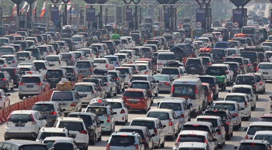 H-4 Lebaran, Gerbang Tol Palimanan Mulai Padat