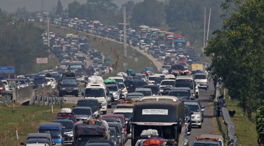 H-4 Lebaran, Gerbang Tol Palimanan Mulai Padat