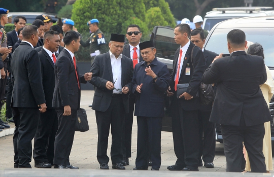 Megawati hingga Habibie Hadiri Pemakaman Ani Yudhoyono