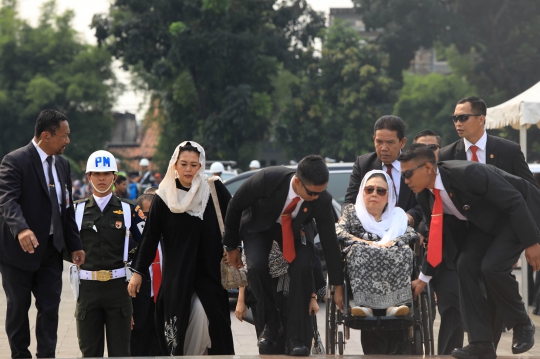 Megawati hingga Habibie Hadiri Pemakaman Ani Yudhoyono