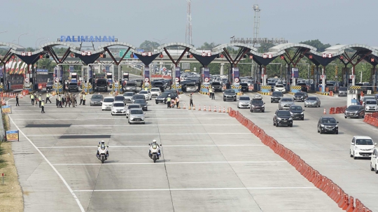 Sistem Satu Arah Diberlakukan, Begini Arus Lalin di Tol Palimanan