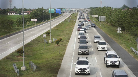 Sistem Satu Arah Diberlakukan, Begini Arus Lalin di Tol Palimanan