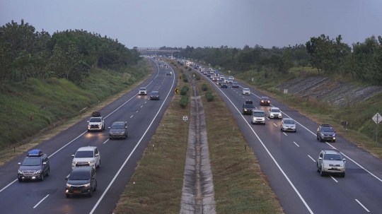 H+3 Lebaran, Tol Palimanan Arah Cikampek Ramai Lancar